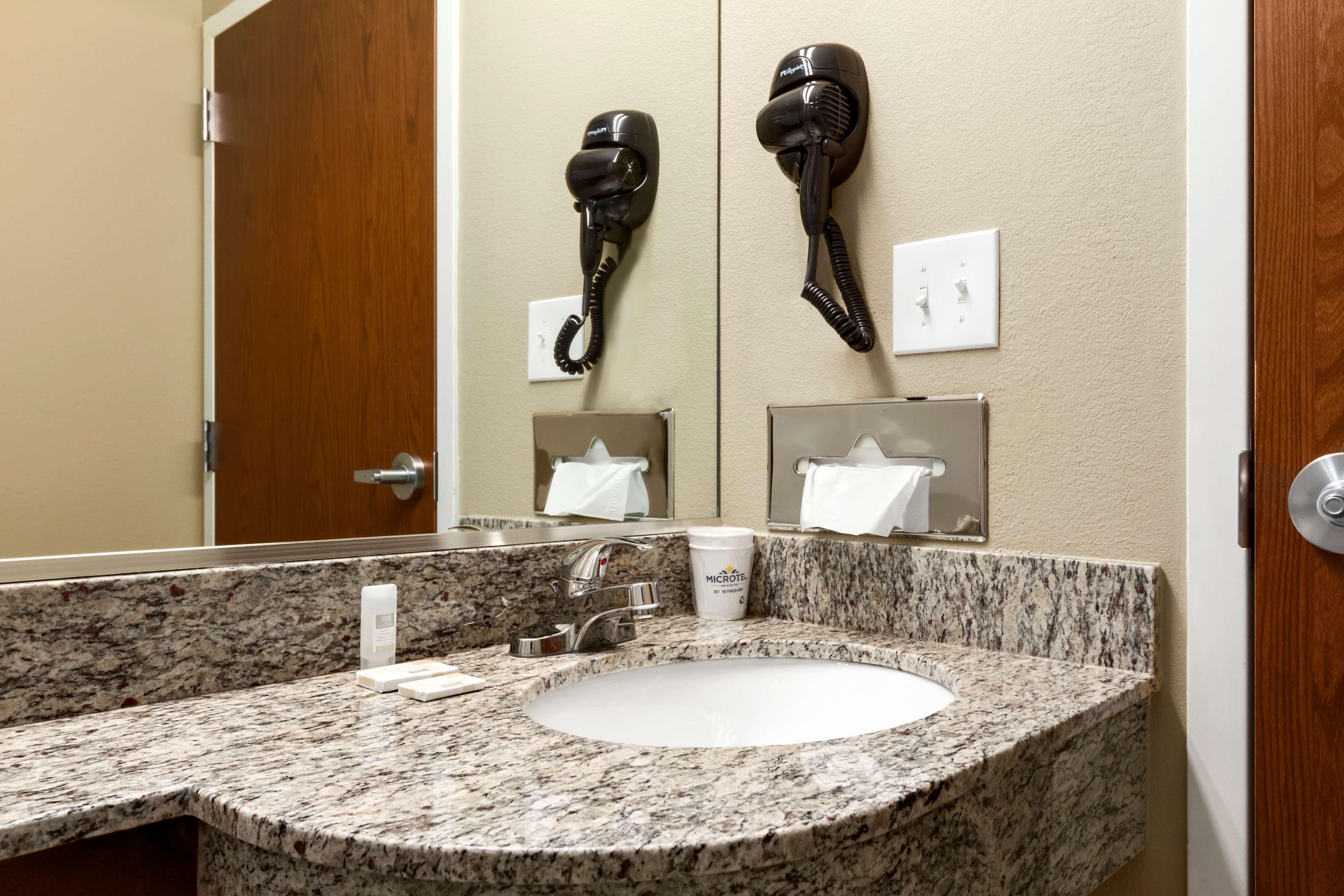 Microtel Inn & Suites By Wyndham Shelbyville Εξωτερικό φωτογραφία
