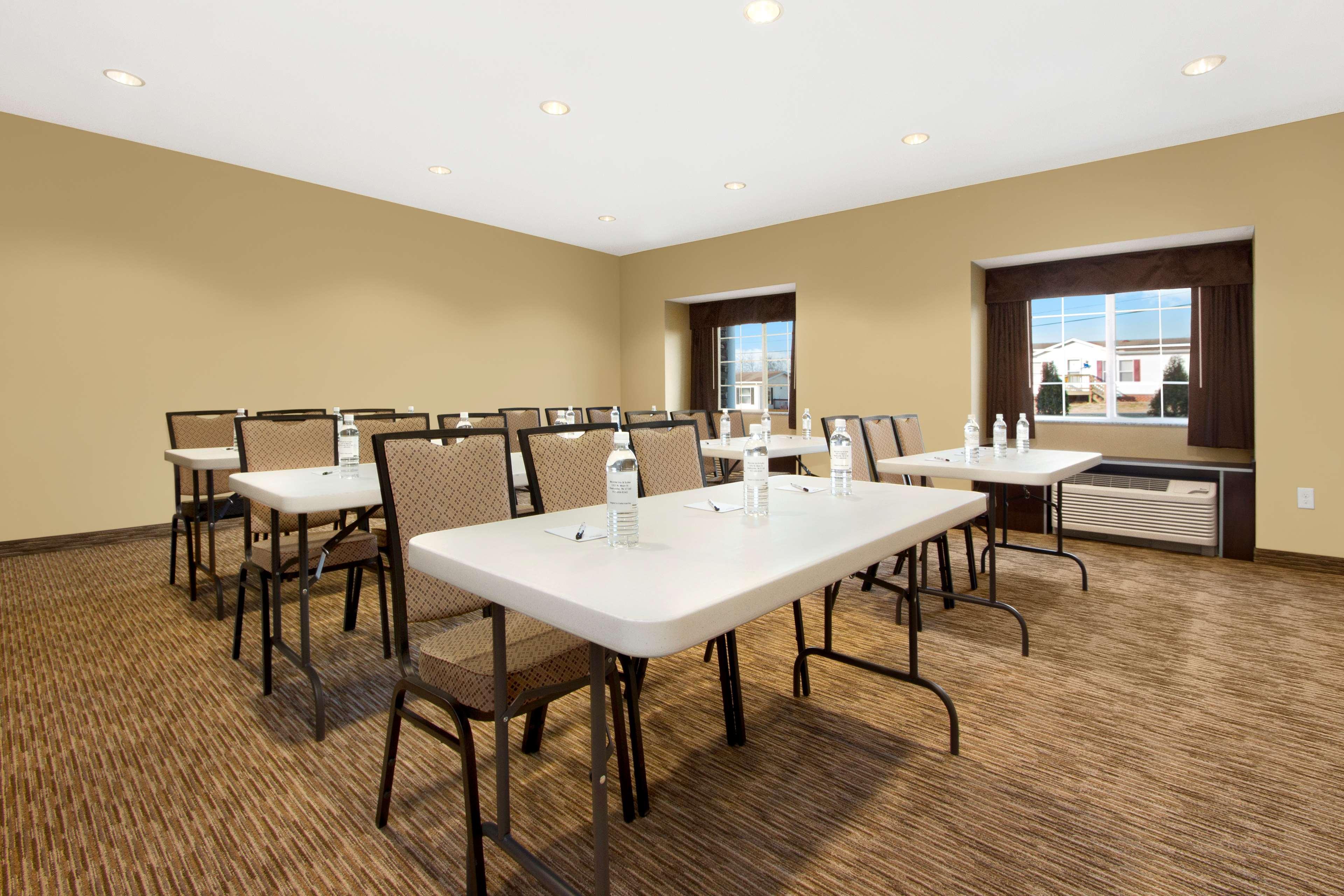 Microtel Inn & Suites By Wyndham Shelbyville Εξωτερικό φωτογραφία