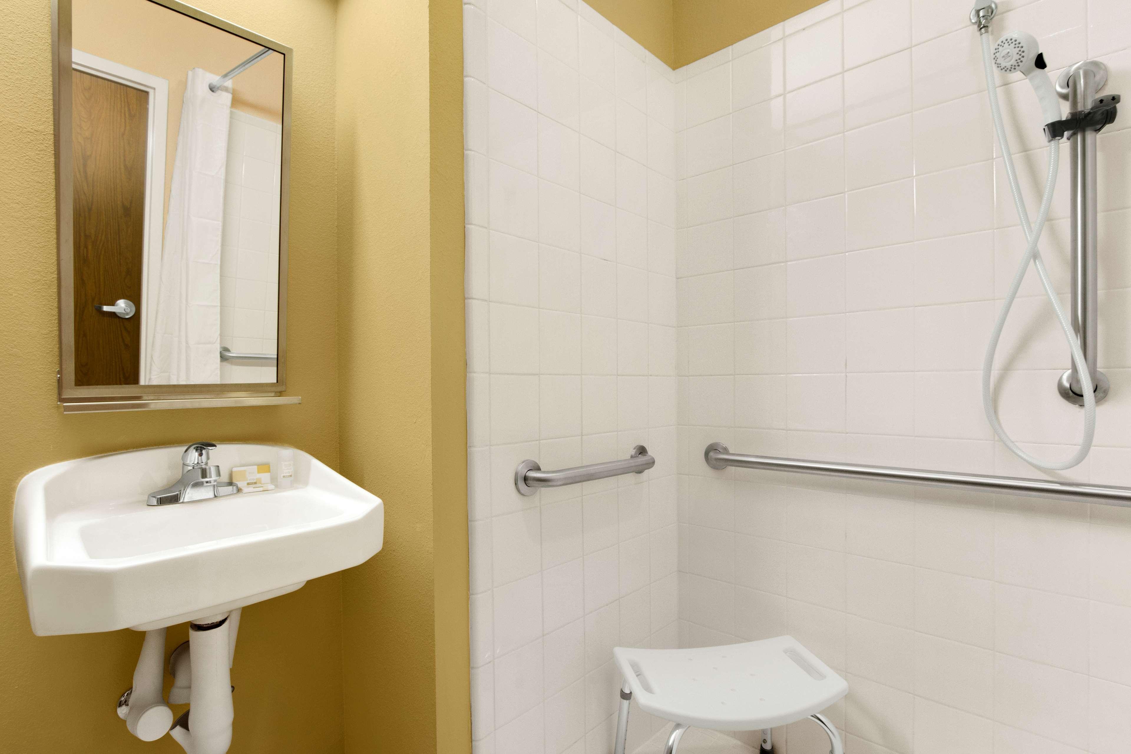 Microtel Inn & Suites By Wyndham Shelbyville Εξωτερικό φωτογραφία